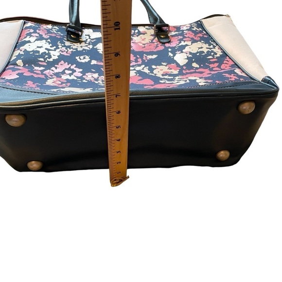 Callaway Large Ladies Tote Bag NWT-Zipper top Closure-3 Internal Pockets-Key Fob - Picture 4 of 11